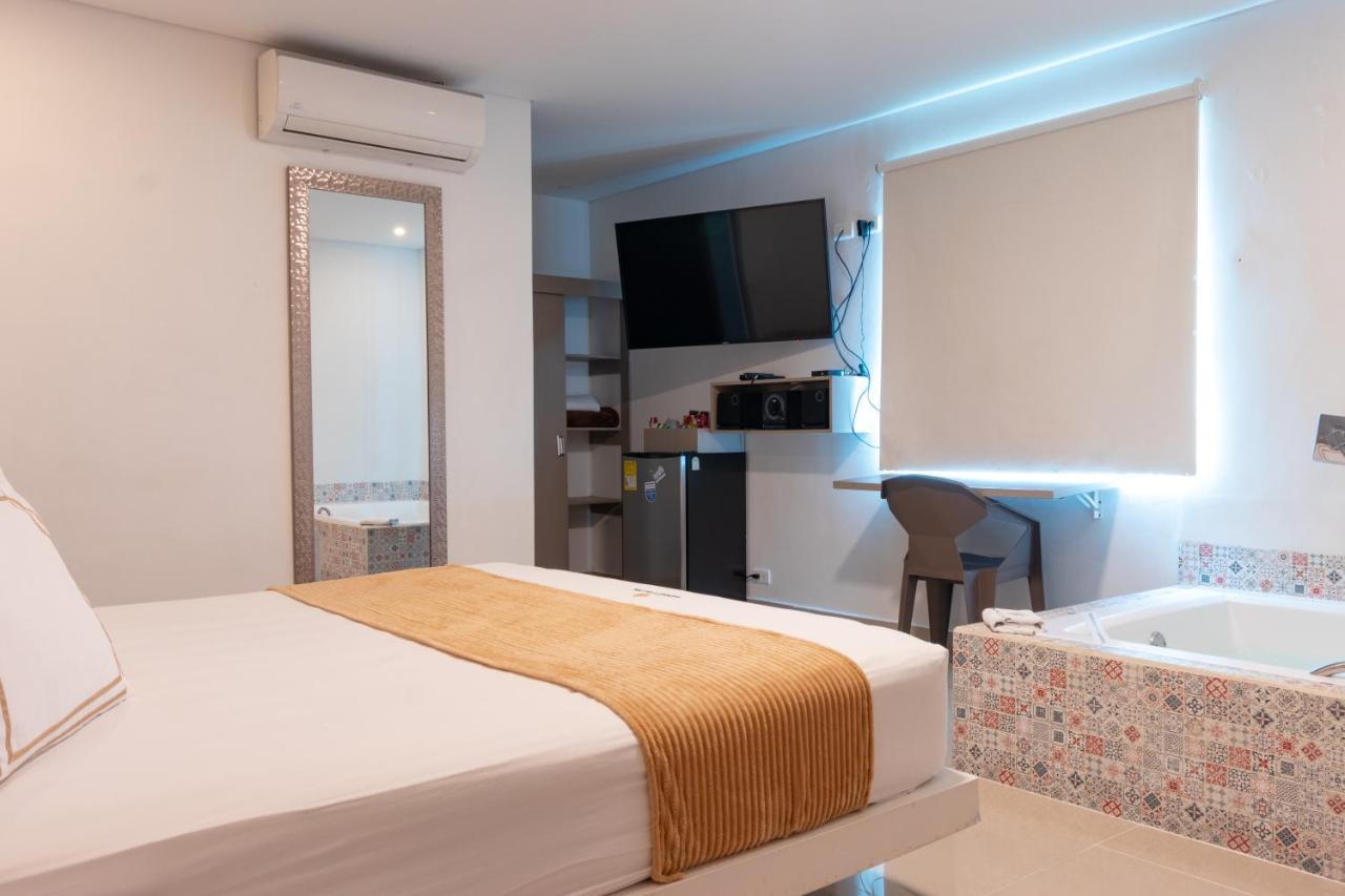Infinity Hotel Медельин Экстерьер фото