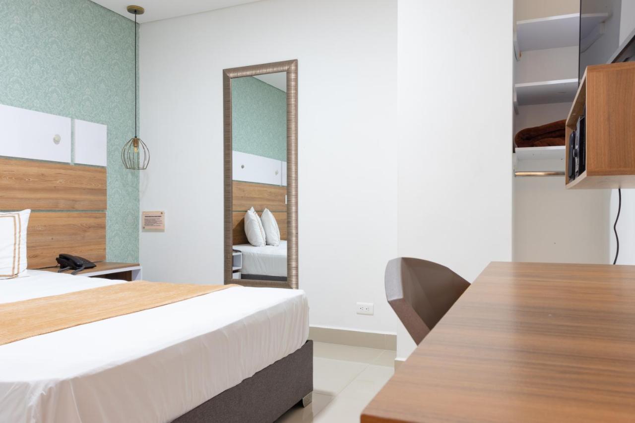 Infinity Hotel Медельин Экстерьер фото