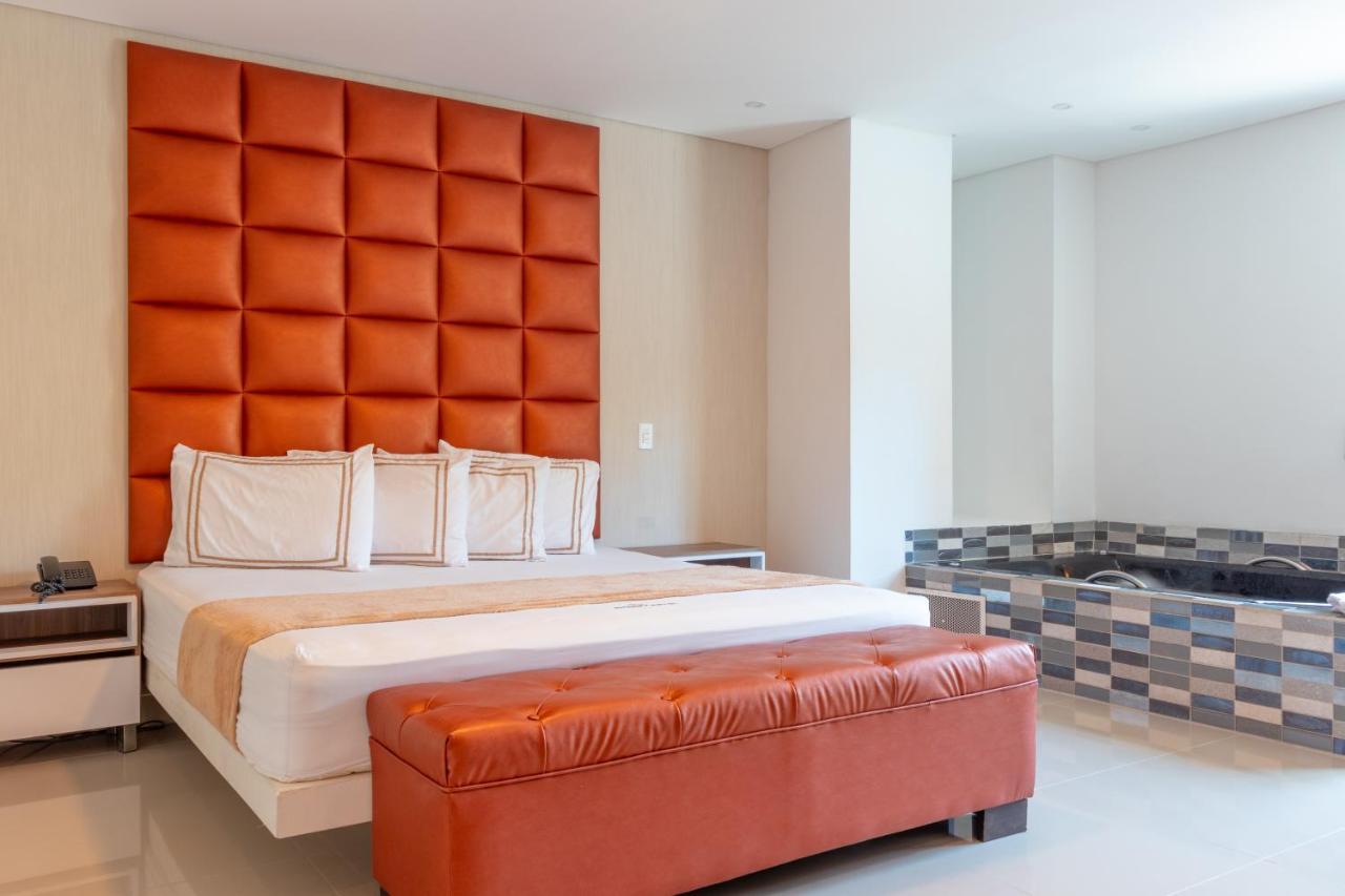 Infinity Hotel Медельин Экстерьер фото