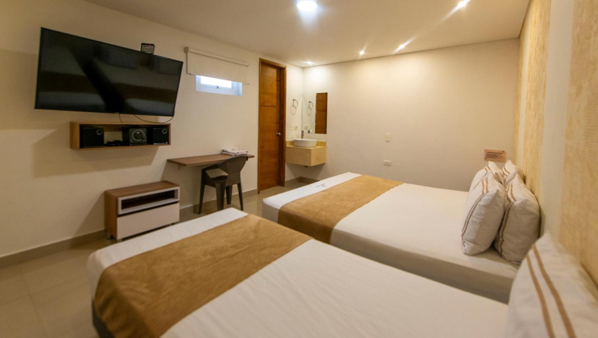 Infinity Hotel Медельин Экстерьер фото